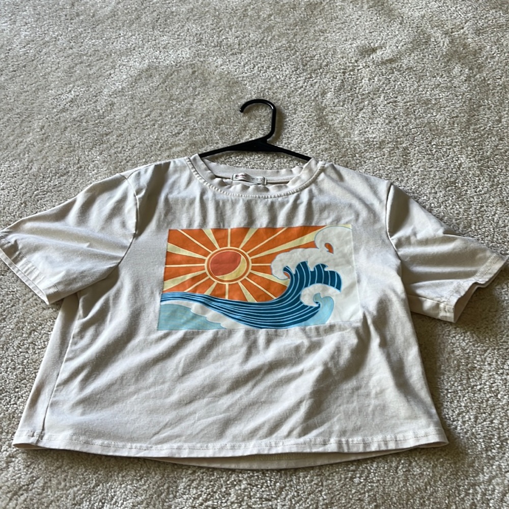 Cropped Graphic Tee